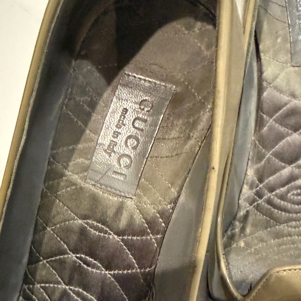 Elegant Olive Green Women's Shoes - Picture 2 of 3